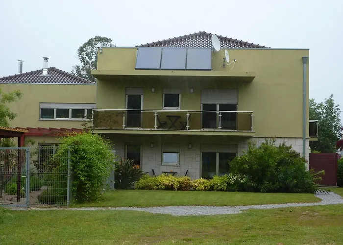 Quinta Lagarca 57 * Lagares da Beira